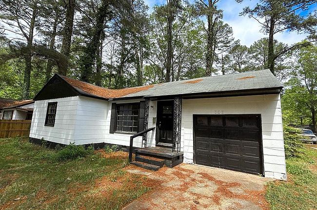 Image of 746 Woodbury Rd