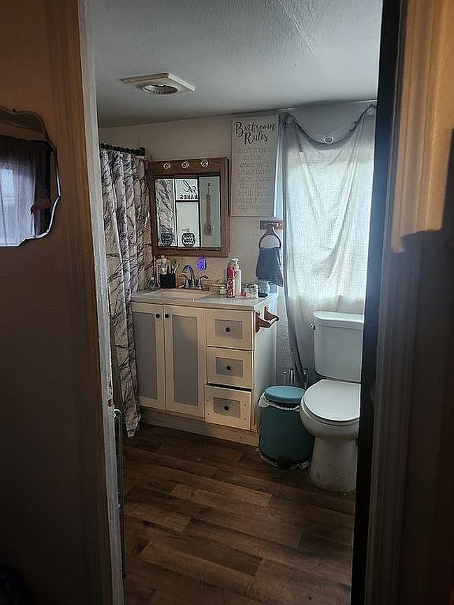 Photo of 12767 Oakgrove Ave, Clearlake Oaks, CA