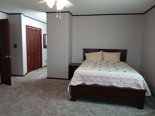 Photo of 806 N Market St, Gridley, IL