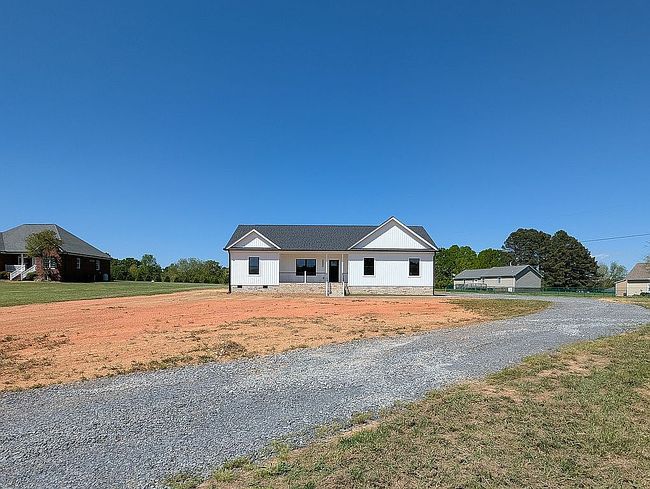 Image of 16695 Five Point Rd