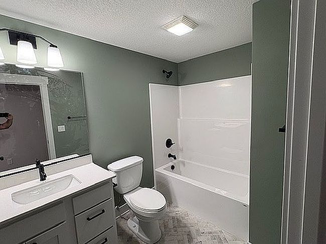 Image of 1505 E 10th St