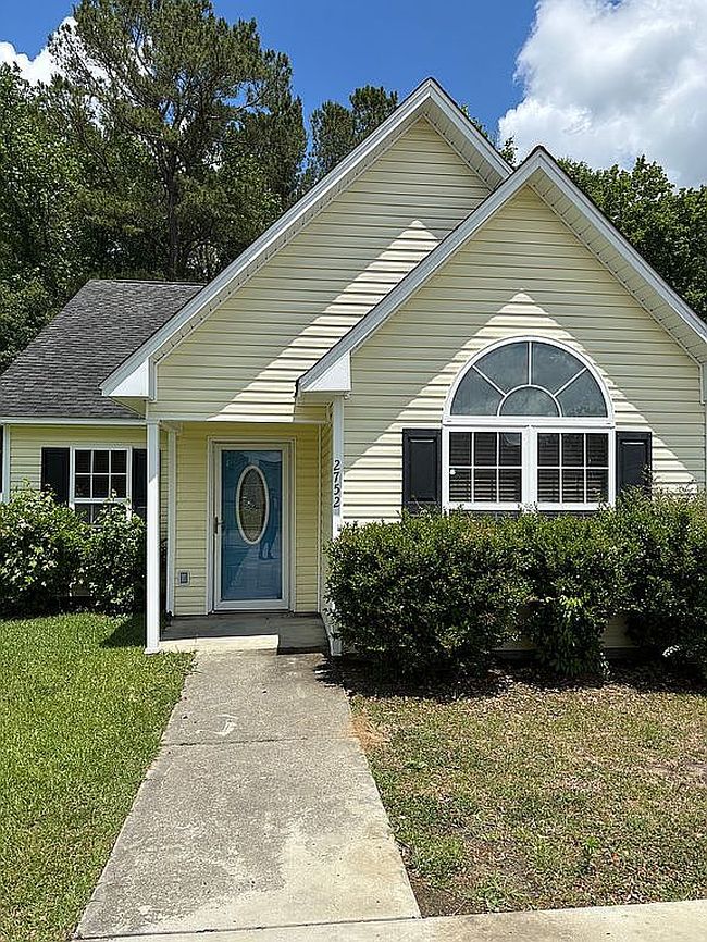 Photo of 2752 Woodcreek Ln