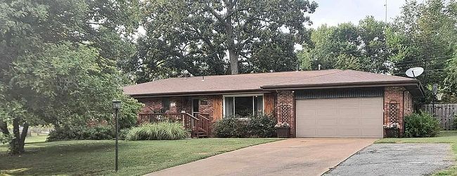 Photo of 3207 Moorhead Dr