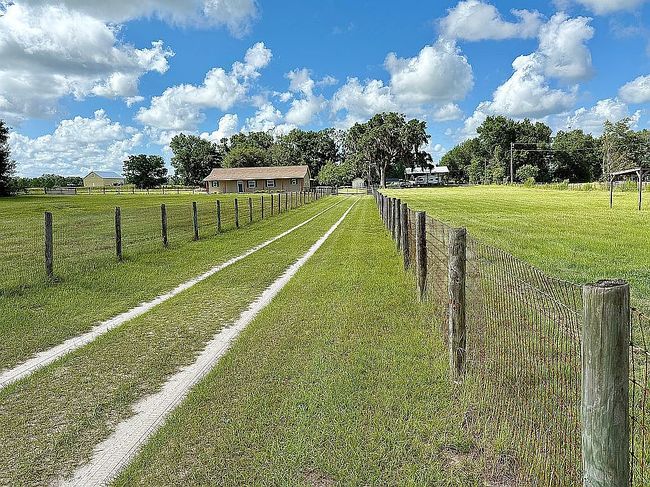Photo of 13619 N Magnolia Ave, Citra, FL