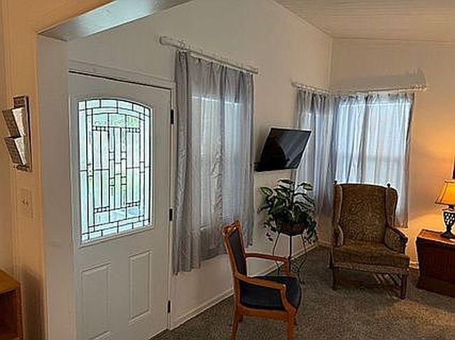Image of 2399 Coconut Palm Dr Ne