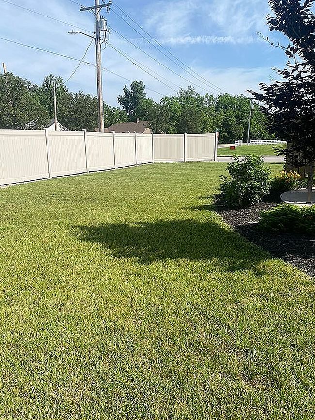 Photo of 12 Degas Ln, Versailles, OH