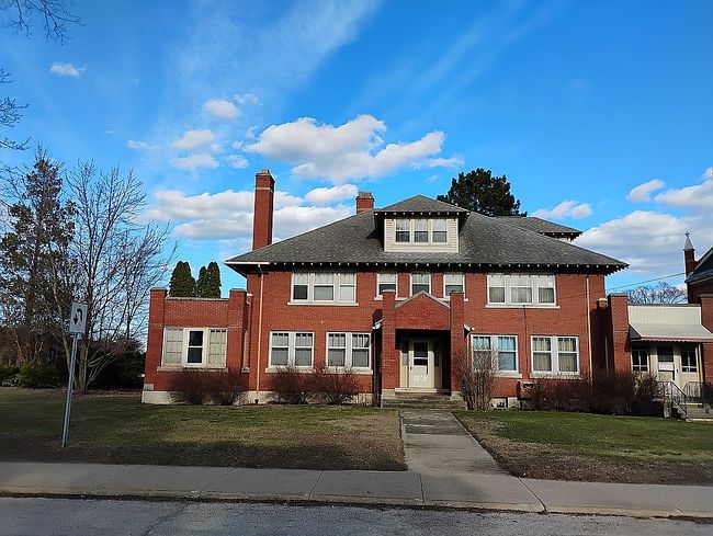 Image of 1106 State St