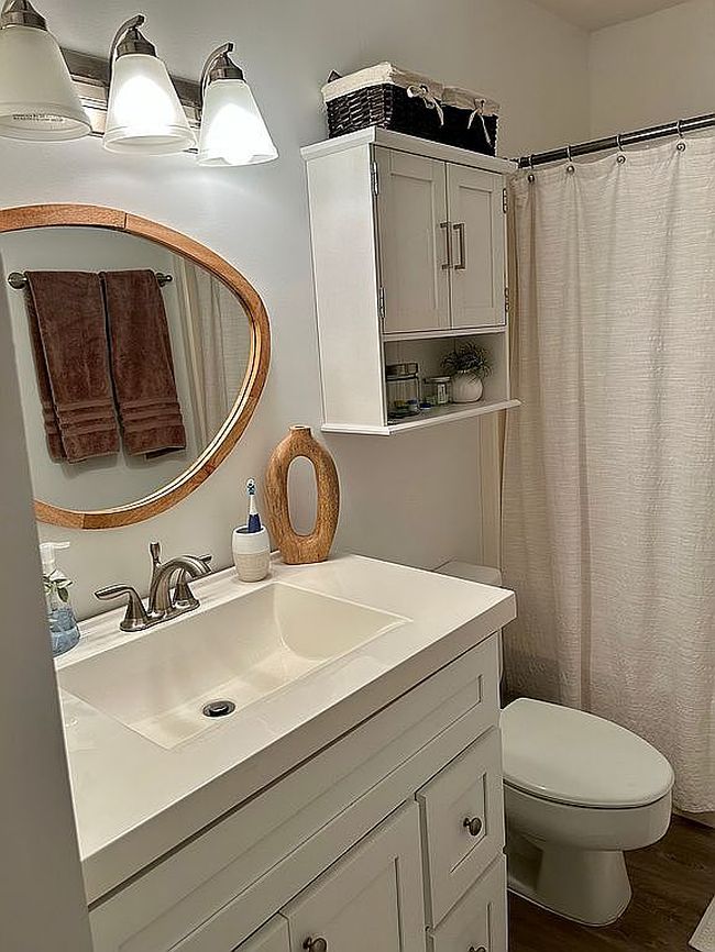 Image of 3600 Thomas Dr Apt D108