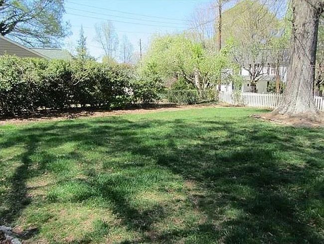 Additional photo 3 of property located at 565 7th St Nw