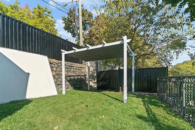 Image of 88 Sterling Ave