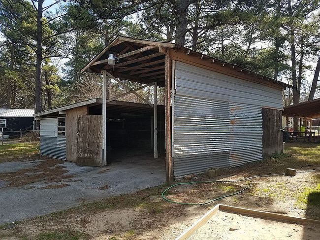Image of 20415 Pine Dr