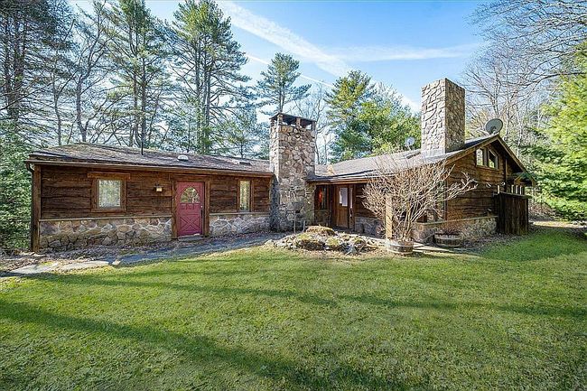 Preview of property located at 62 Stag Forest Rd