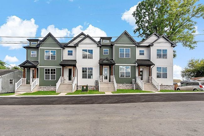 Photo of 410 E 7th Ave