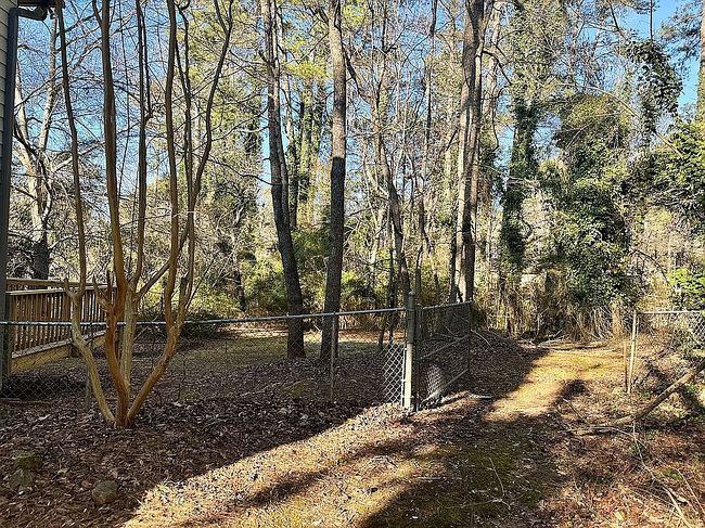 Image of 3262 Mixon Way