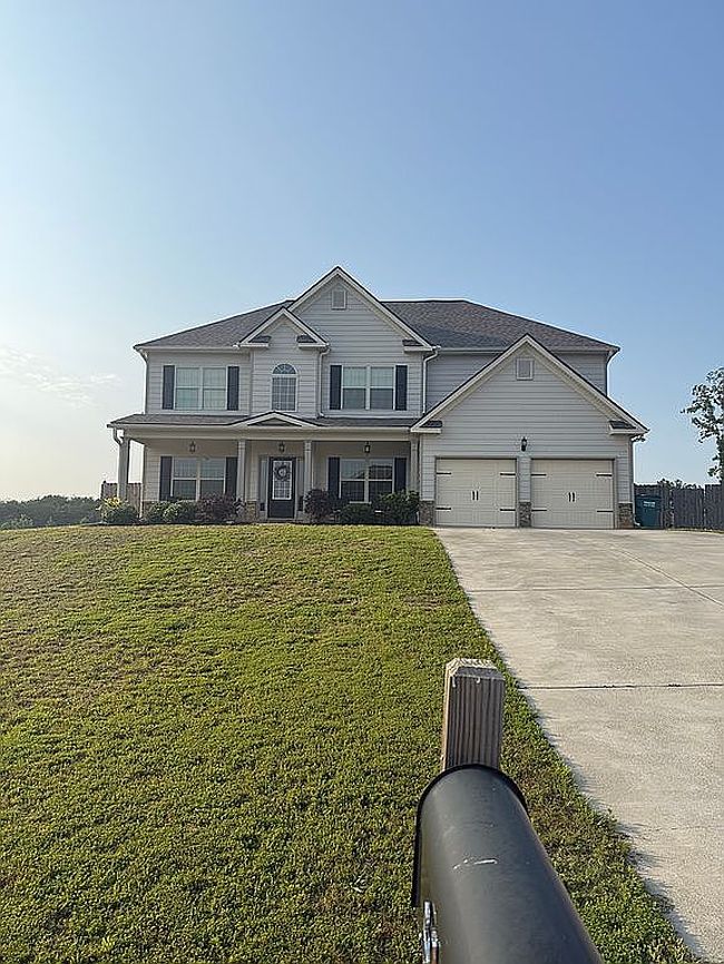Image of 64 N Village Cir