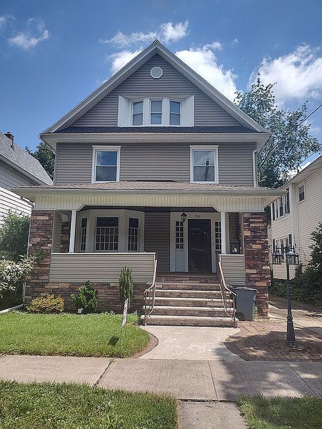 Photo of 216 Reynolds St, Kingston, PA