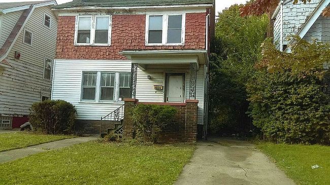 Photo of 2530 Leslie St, Detroit, MI