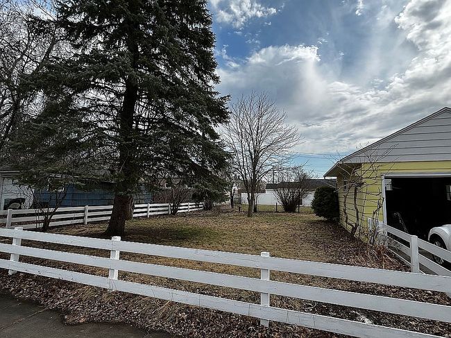 Photo of 1412 8th Ave Ne, Rochester, MN