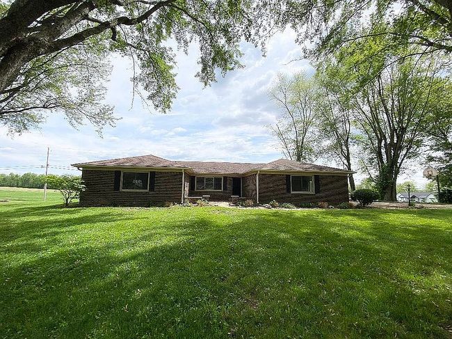 Photo of 15841 E 265 N, Columbus, IN