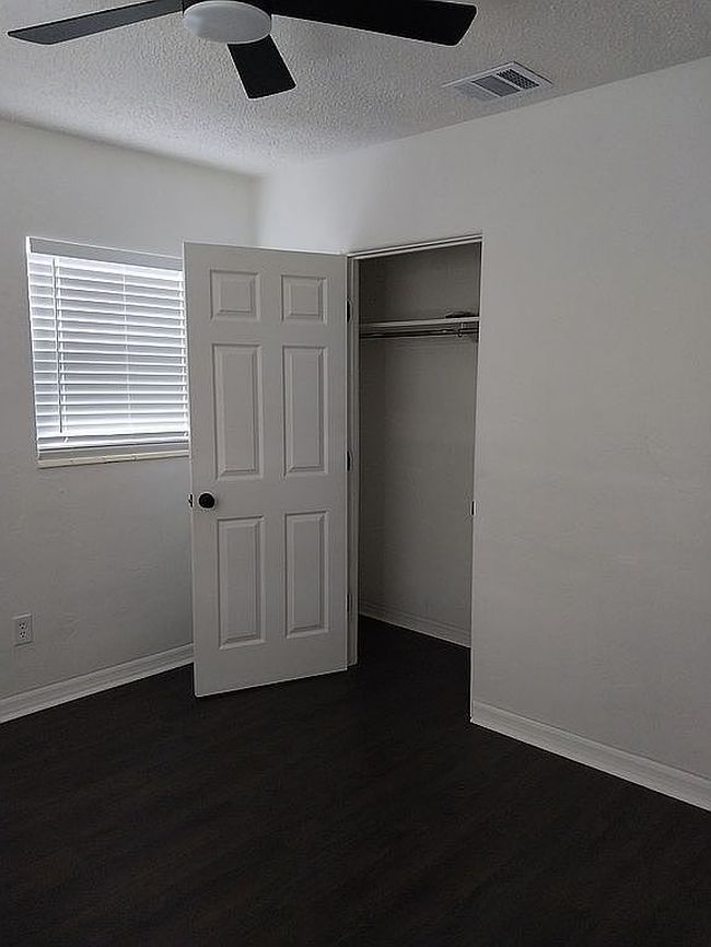 Photo of 5438 2Ed Ave S, Saint Petersburg, FL