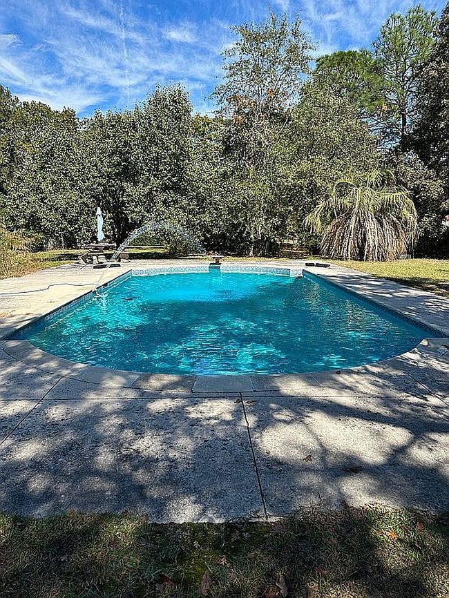 Image of 147 Hermitage Rd