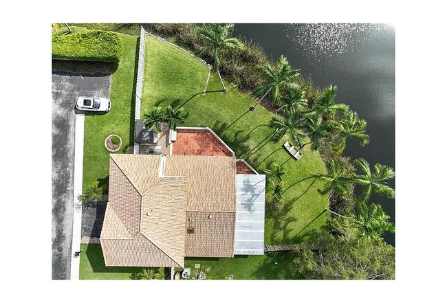 Image of 900 Richwood Ter