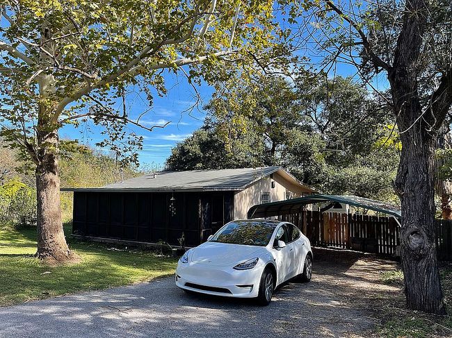 Image of 10801 W Lakeview Dr