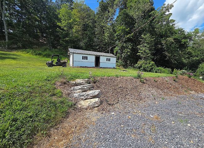 Photo of 323 Tatesville Rd, Everett, PA