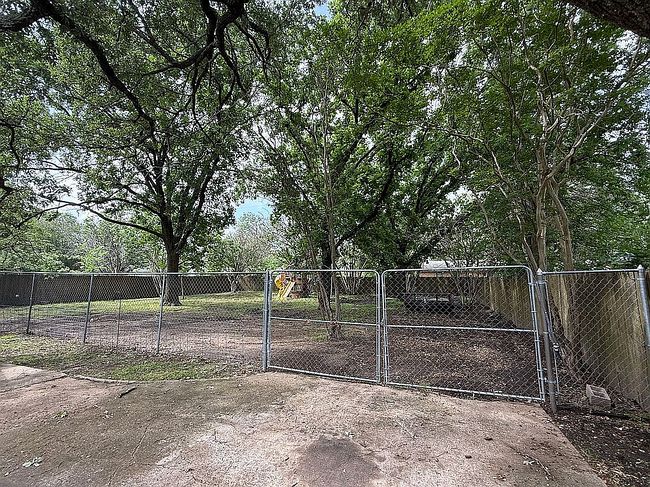 Photo of 119 Davidson Dr, Terrell, TX