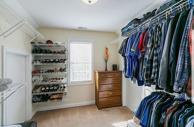 Image of 1004 Firethorn Pl