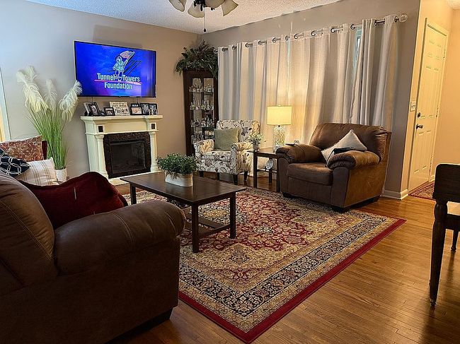 Preview of property located at 2586 N Bullinger Dr