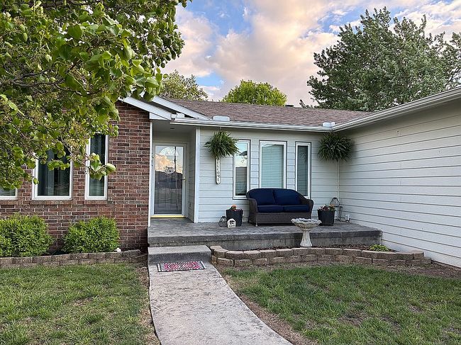Image of 312 Wickersham Dr