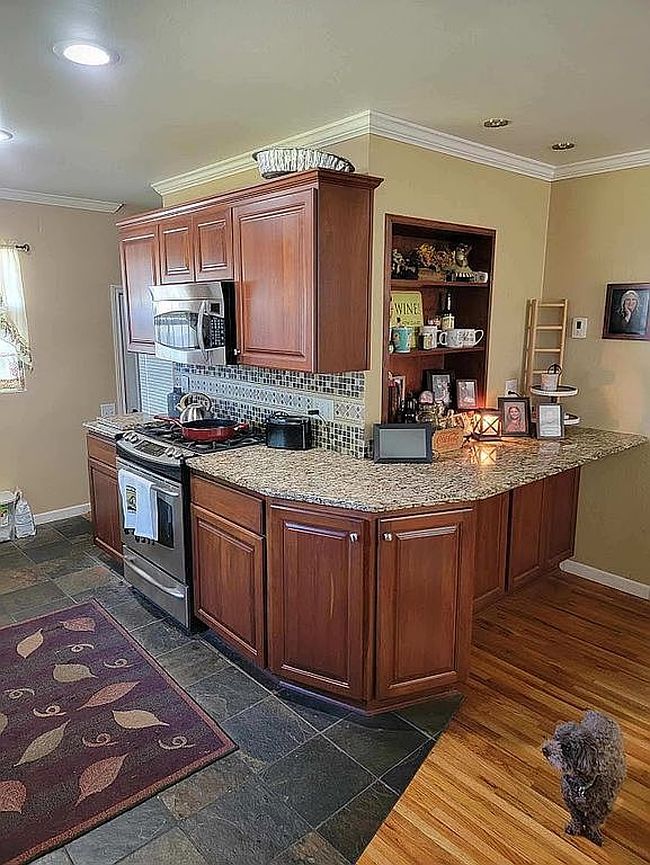 Image of 920 Linden Ave
