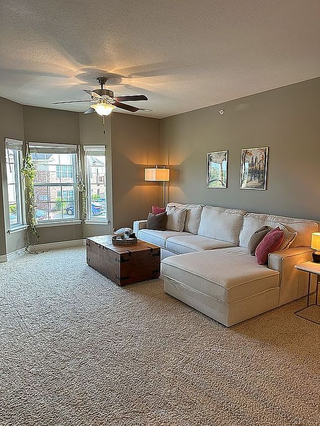 Preview of property located at 23 N Grace Ln Apt 201