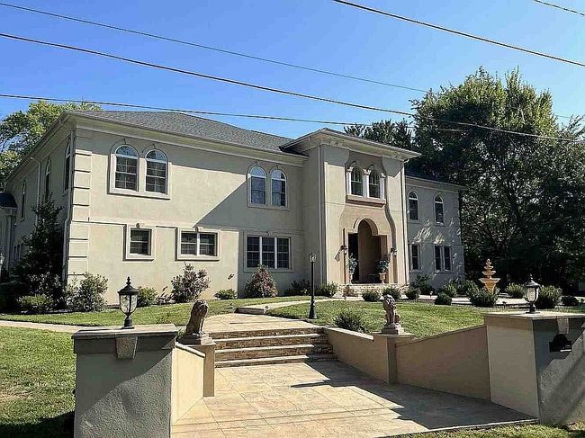 Image of 7120 Georgetown Pike