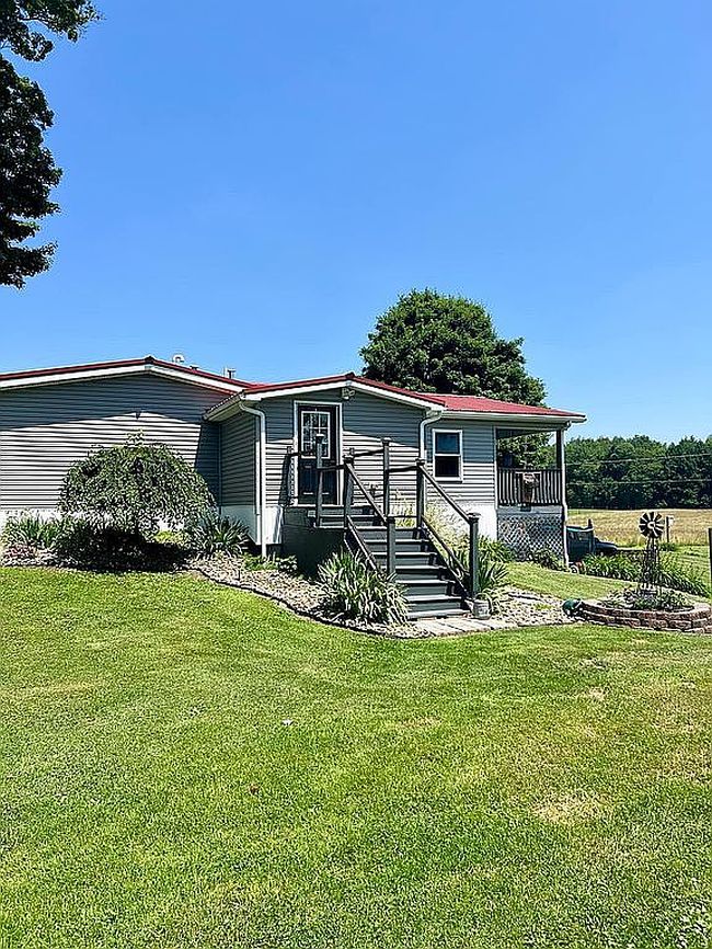 Photo of 25866 Mount Pleasant Rd, Cambridge Springs, PA
