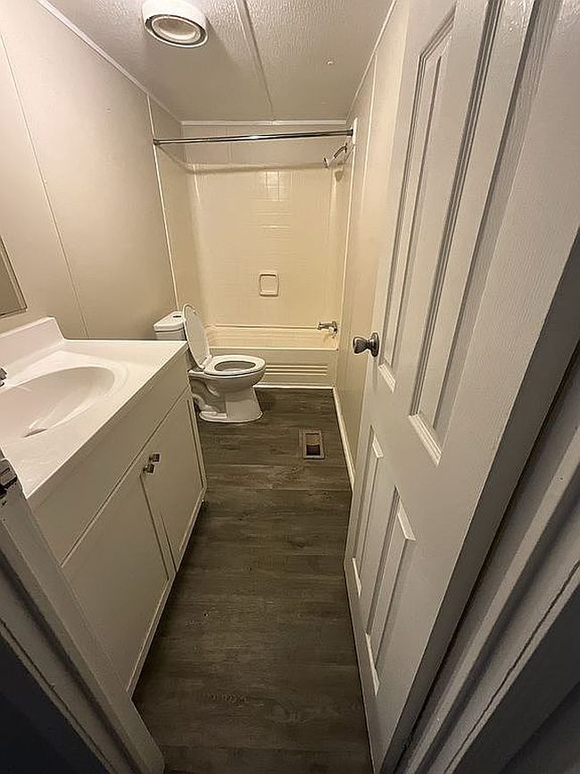 Image of 1417 E Keith Cir