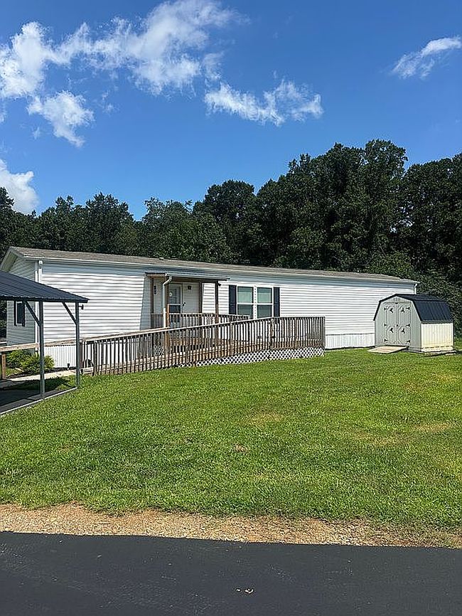 Photo of 141 Crimson Rose Way, Arden, NC