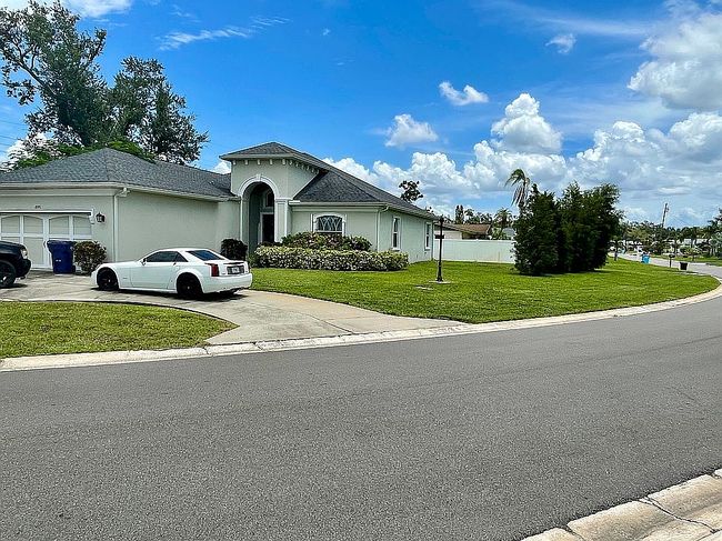 Photo of 8591 Forsyth Dr, Seminole, FL