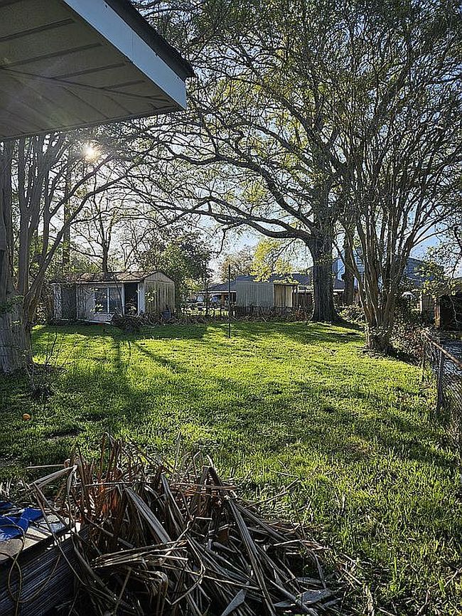 Image of 601 Vicnaire St