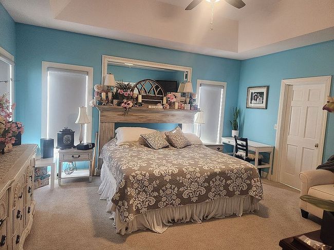 Image of 9310 Maple St