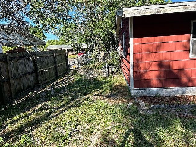 Image of 720 N 79th Ave