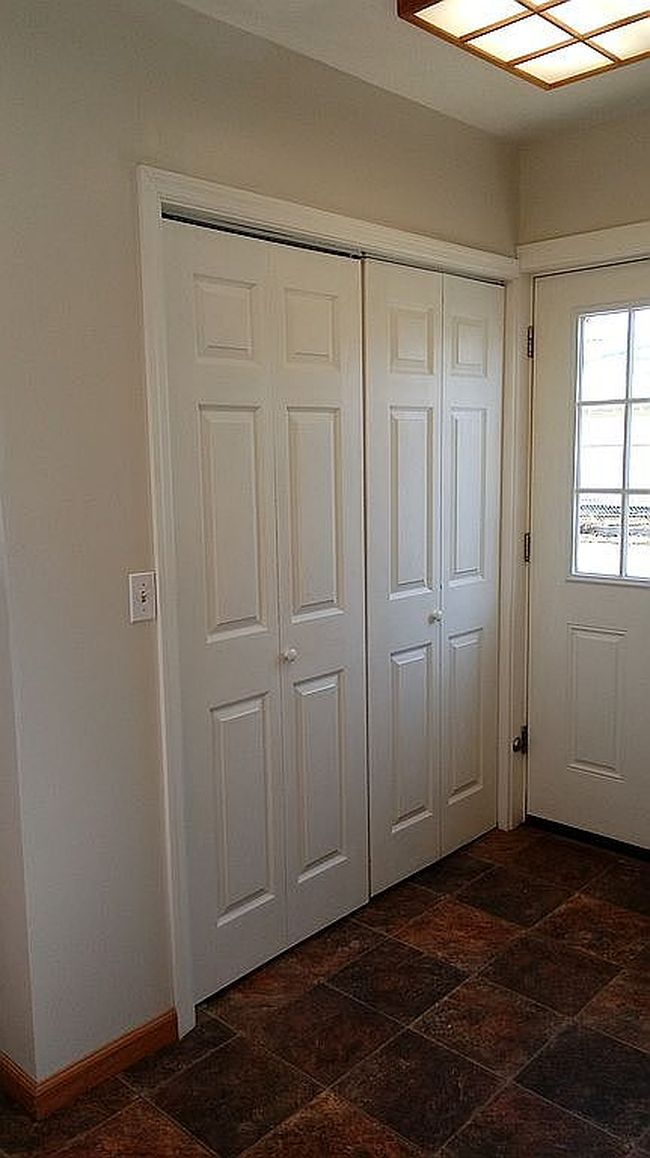 Image of 216 Solar St