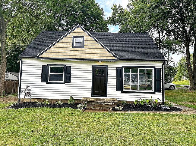 Preview of property located at 1371 Krumroy Rd