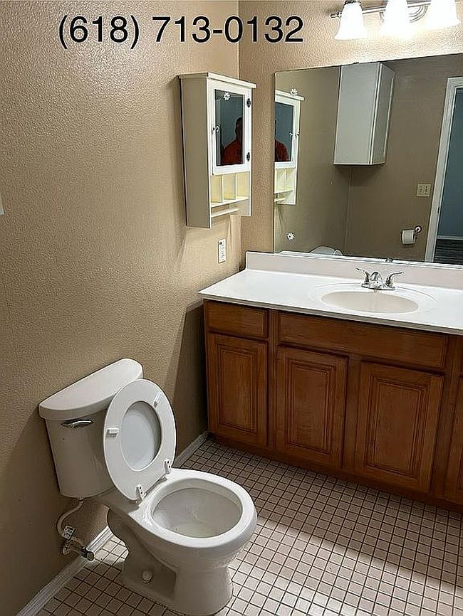 Photo of 1400 Marilyn Dr, Carterville, IL