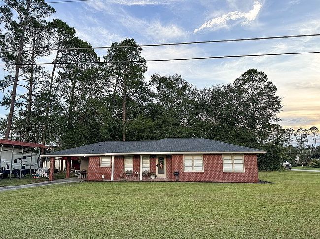 Photo of 201 Torrance Rd, Baxley, GA