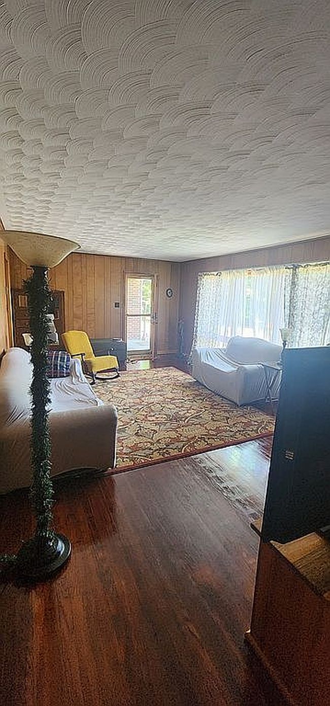 Photo of 391 Brush Creek Falls Rd, Princeton, WV