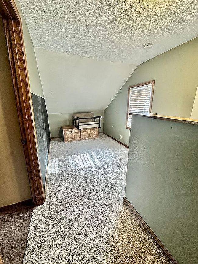 Photo of 15111 N 75th Ave E, Grinnell, IA