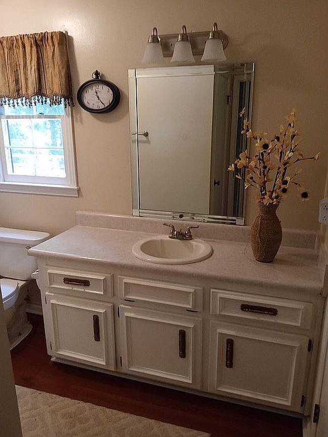 Photo of 139 Farmington Dr, Woodstock, GA