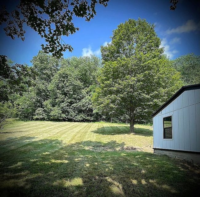Photo of 168 Pleasant View Dr, Kittanning, PA